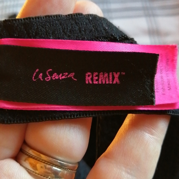 2/$15 LaSenza Bra - Picture 3 of 4